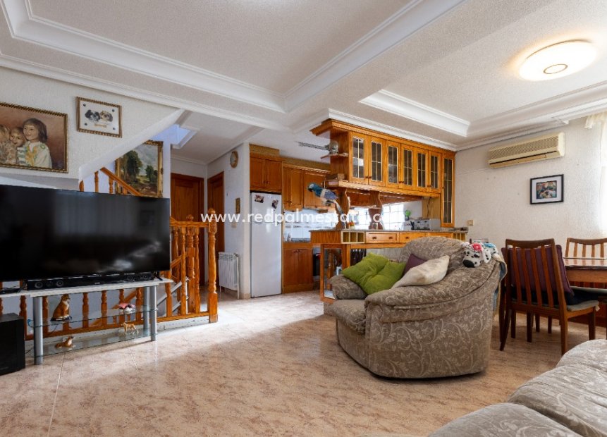 Återförsäljning - Villa -
Torrevieja - Los Altos