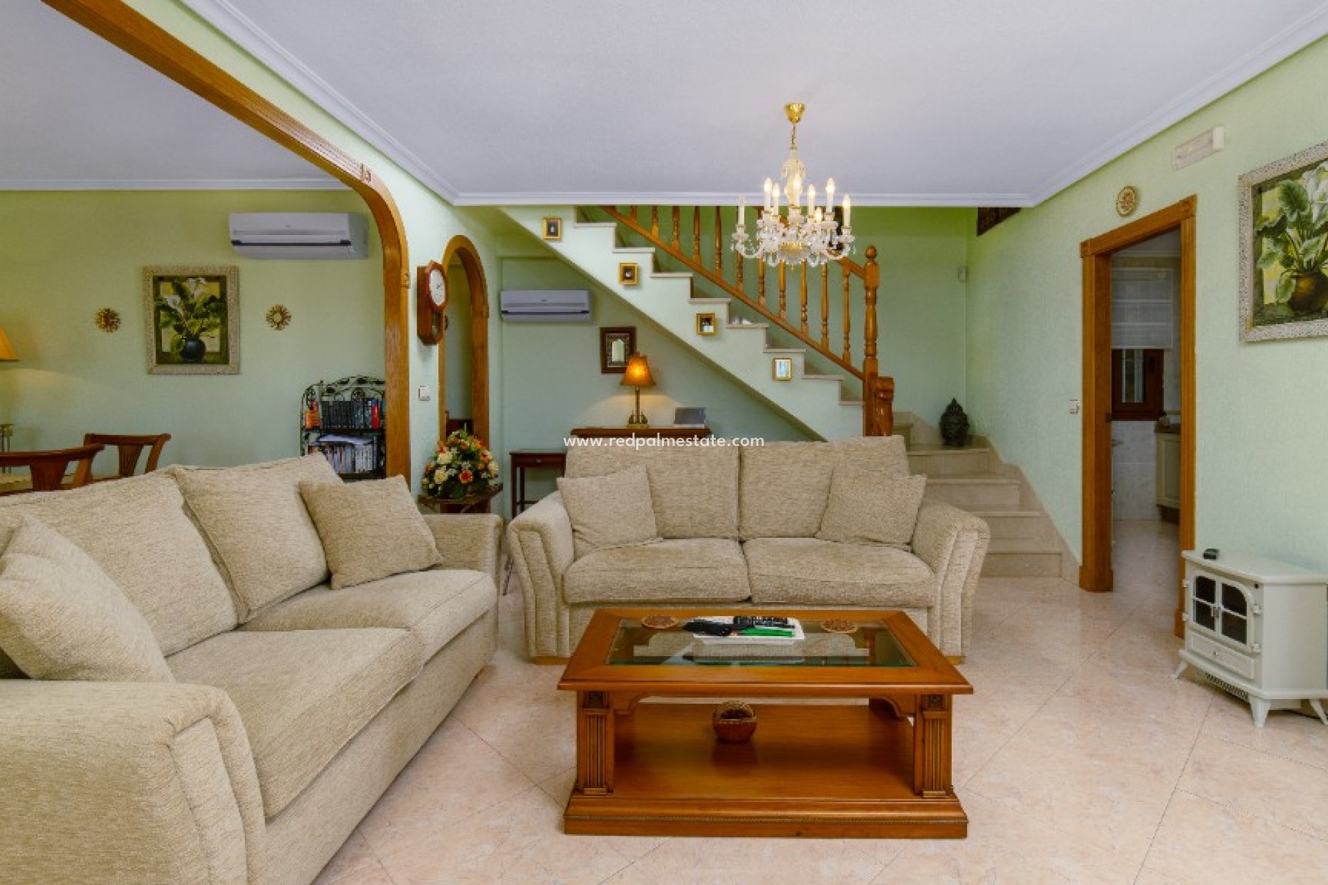 Återförsäljning - Villa -
Torrevieja - Los Altos