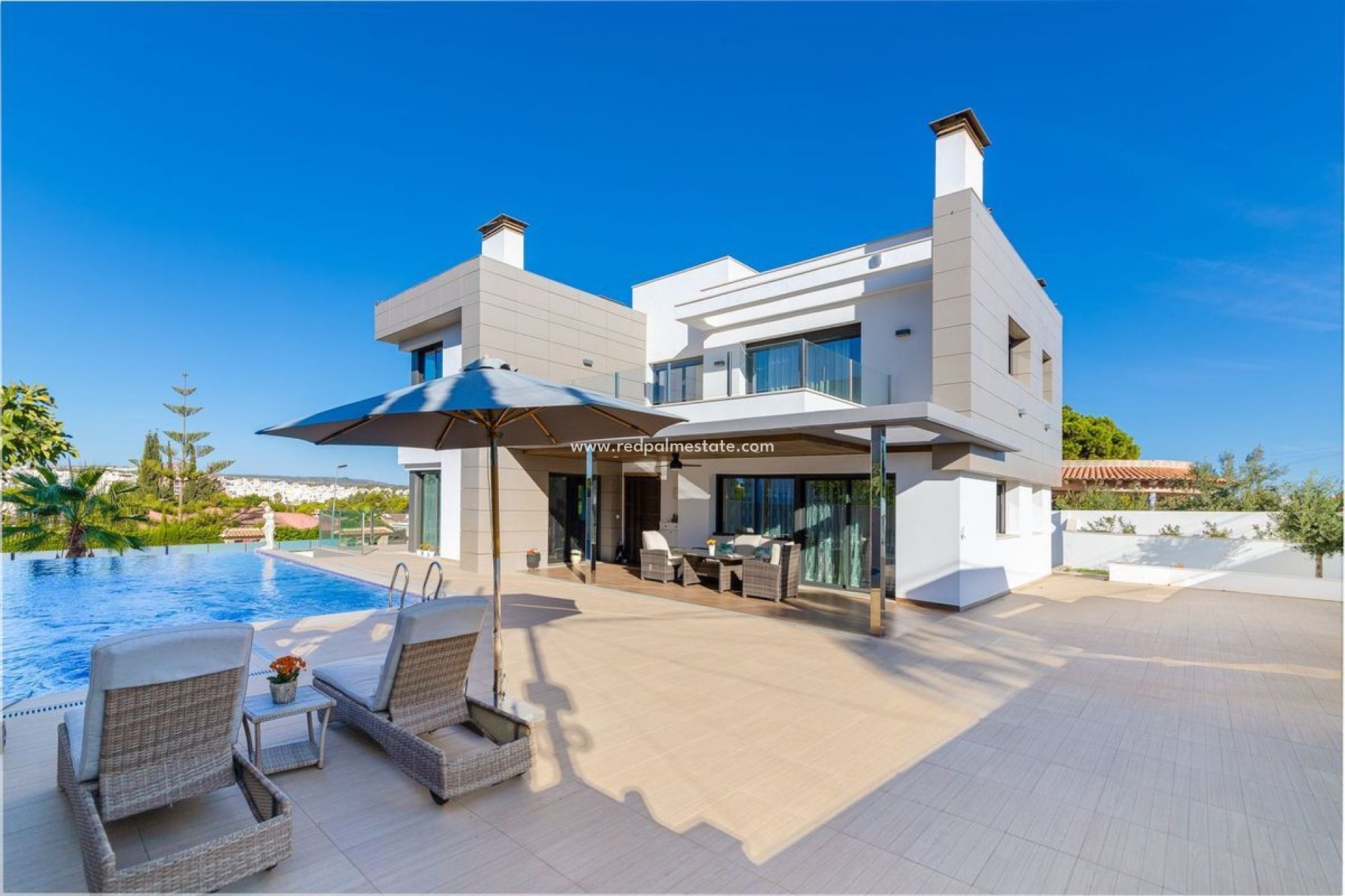 Återförsäljning - Villa -
Torrevieja - Los balcones