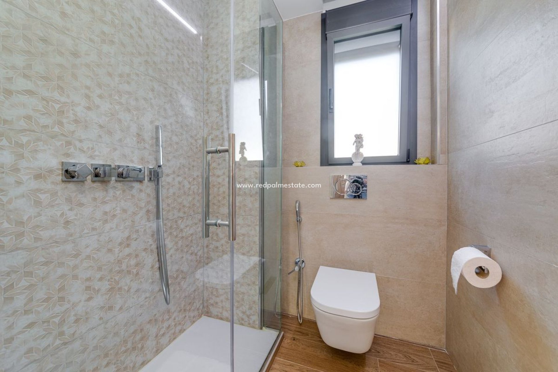 Återförsäljning - Villa -
Torrevieja - Los balcones