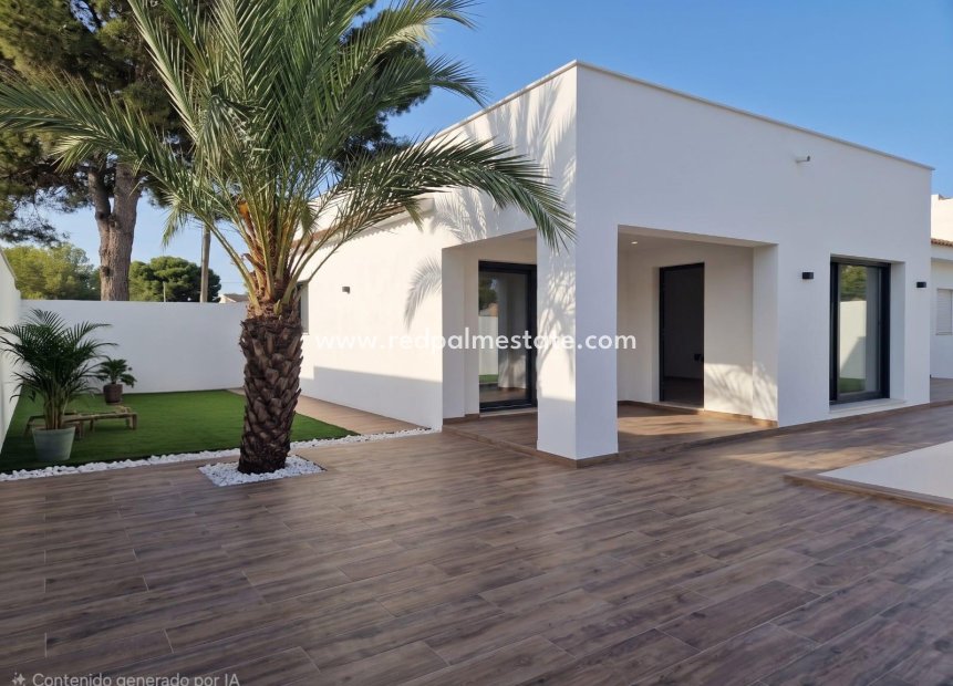 Återförsäljning - Villa -
Torrevieja - Los balcones
