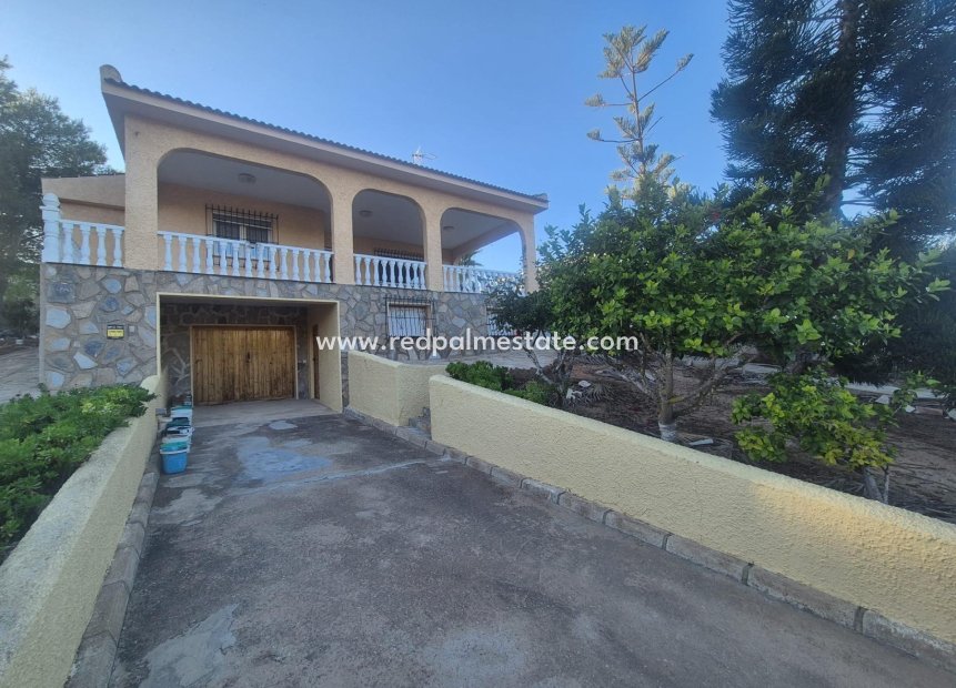 Återförsäljning - Villa -
Torrevieja - Los balcones