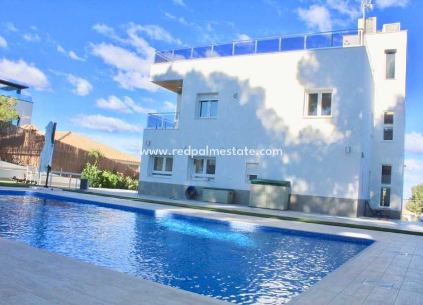 Återförsäljning - Villa -
Torrevieja - Los Balcones