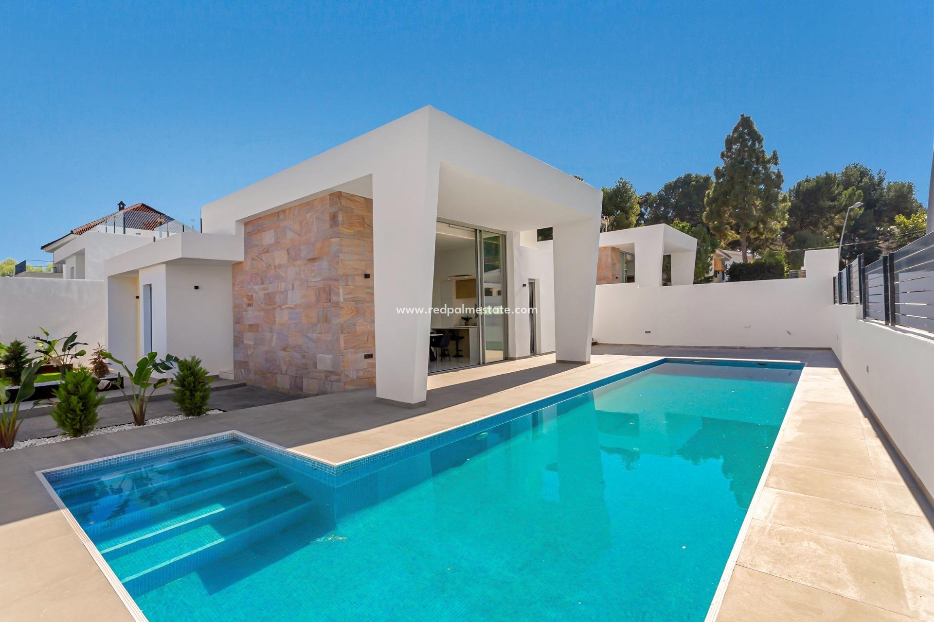 Återförsäljning - Villa -
Torrevieja - Los balcones