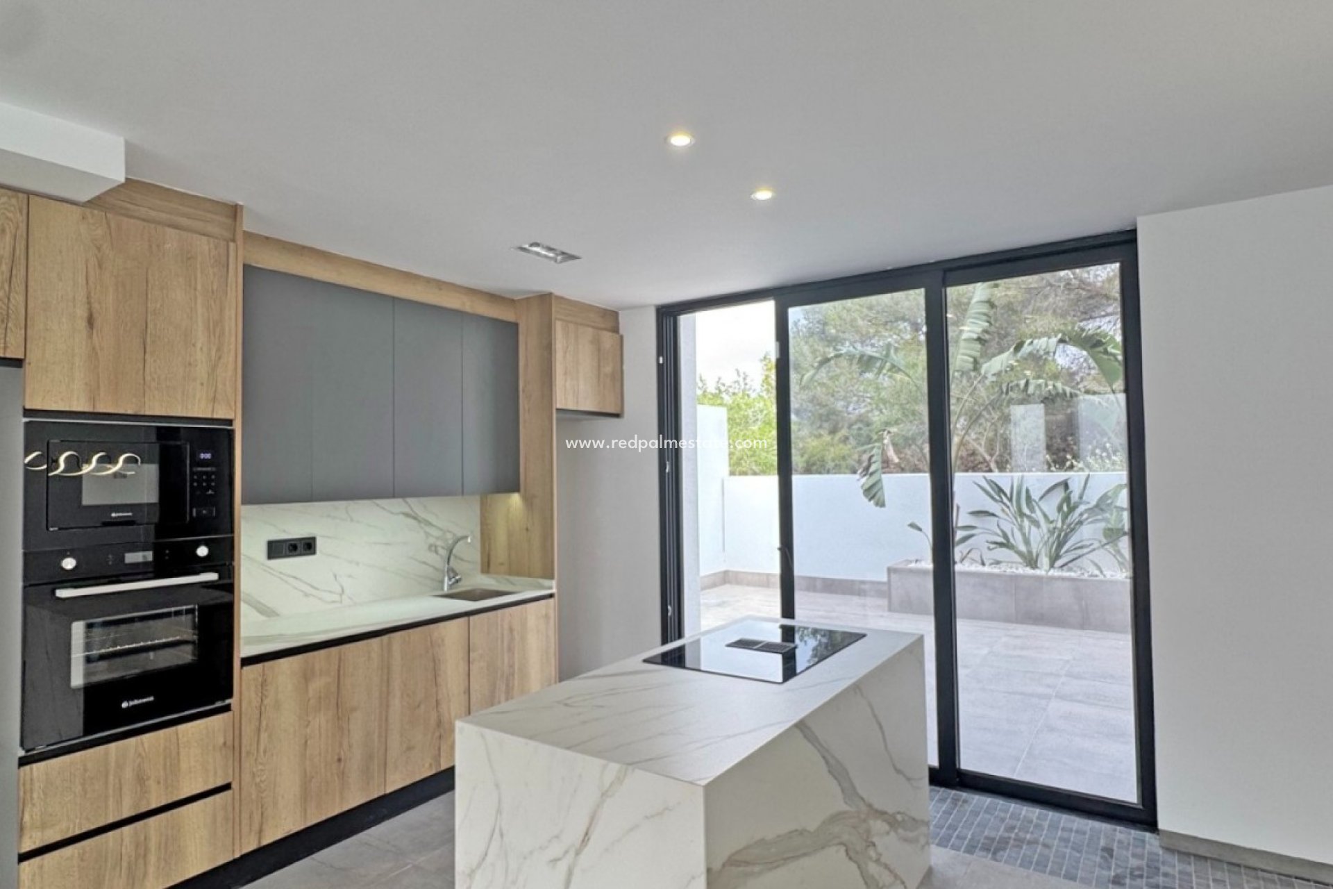 Återförsäljning - Villa -
Torrevieja - Los balcones