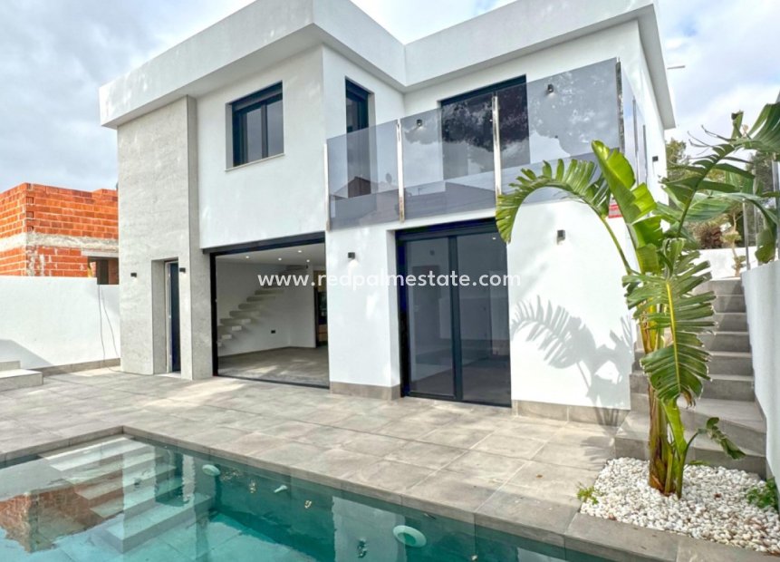 Återförsäljning - Villa -
Torrevieja - Los balcones