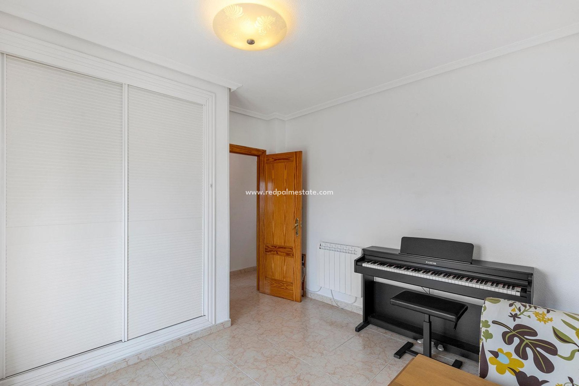 Återförsäljning - Villa -
Torrevieja - Los balcones