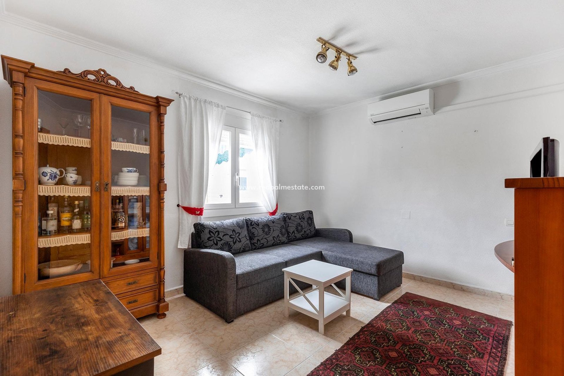 Återförsäljning - Villa -
Torrevieja - Los balcones