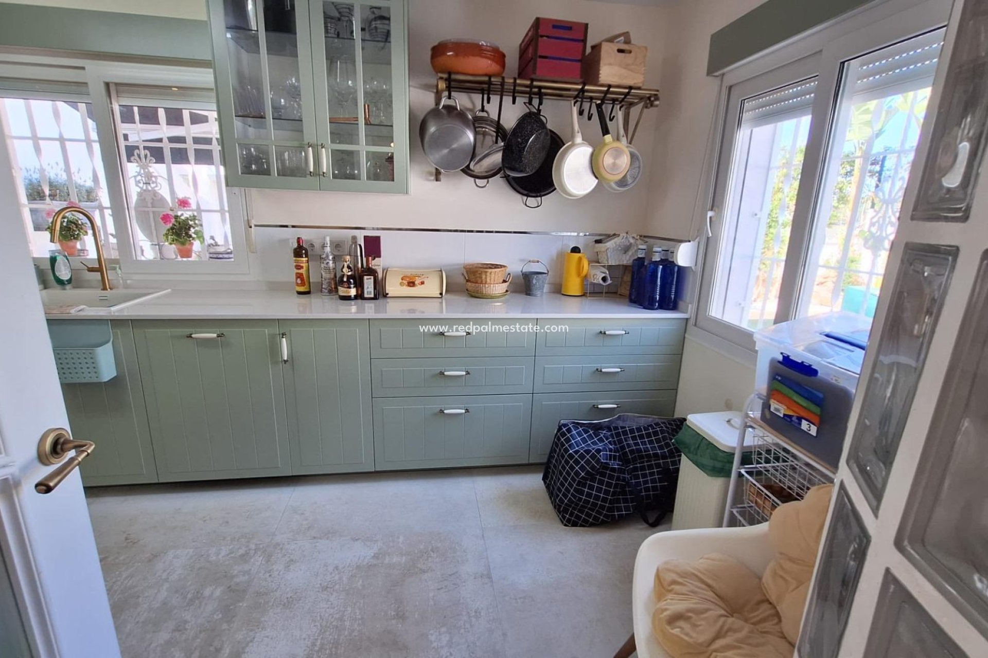 Återförsäljning - Villa -
Torrevieja - Los balcones