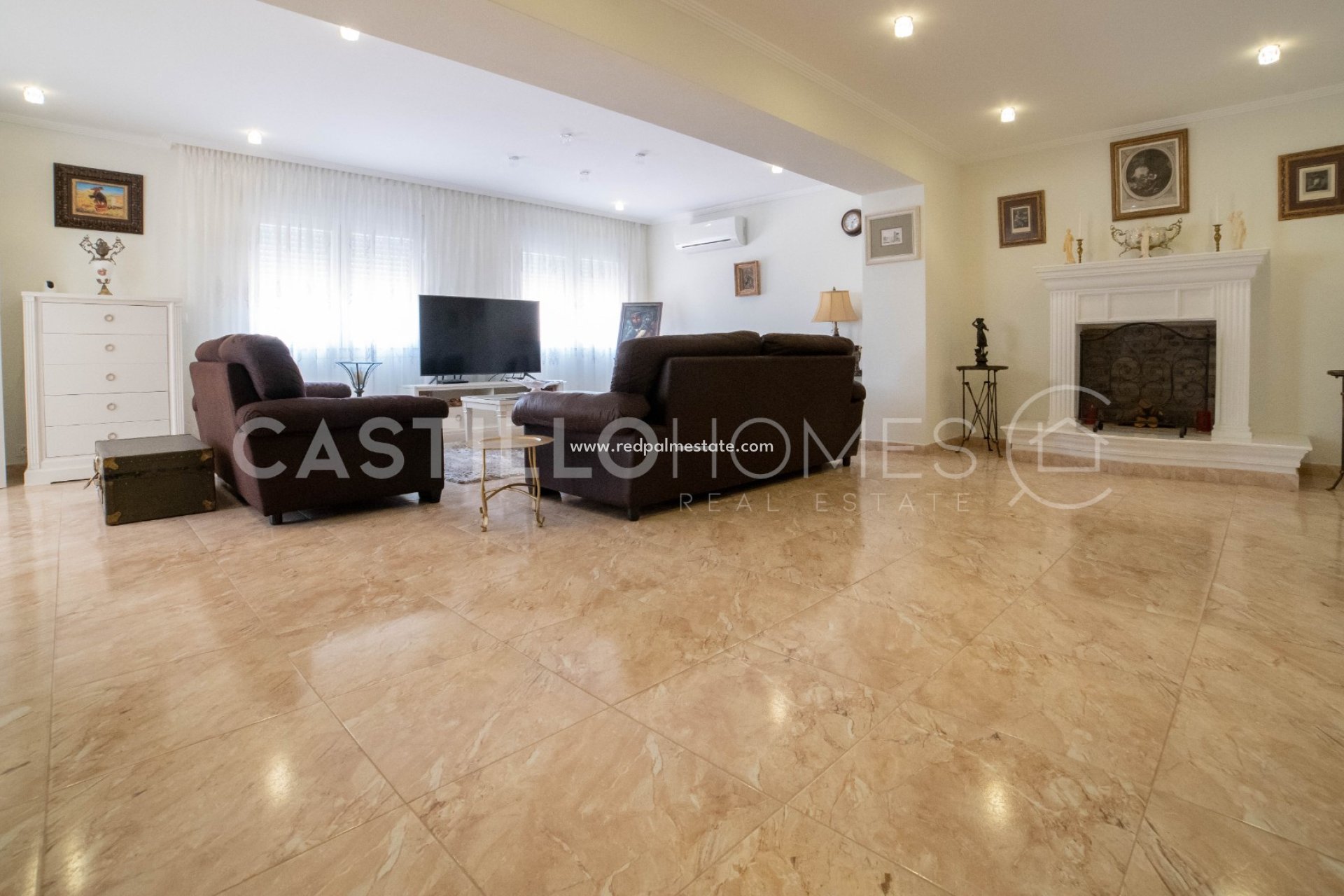 Återförsäljning - Villa -
Torrevieja - Los balcones