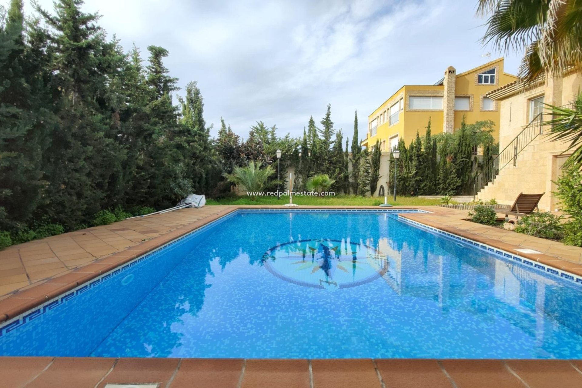 Återförsäljning - Villa -
Torrevieja - Los Balcones