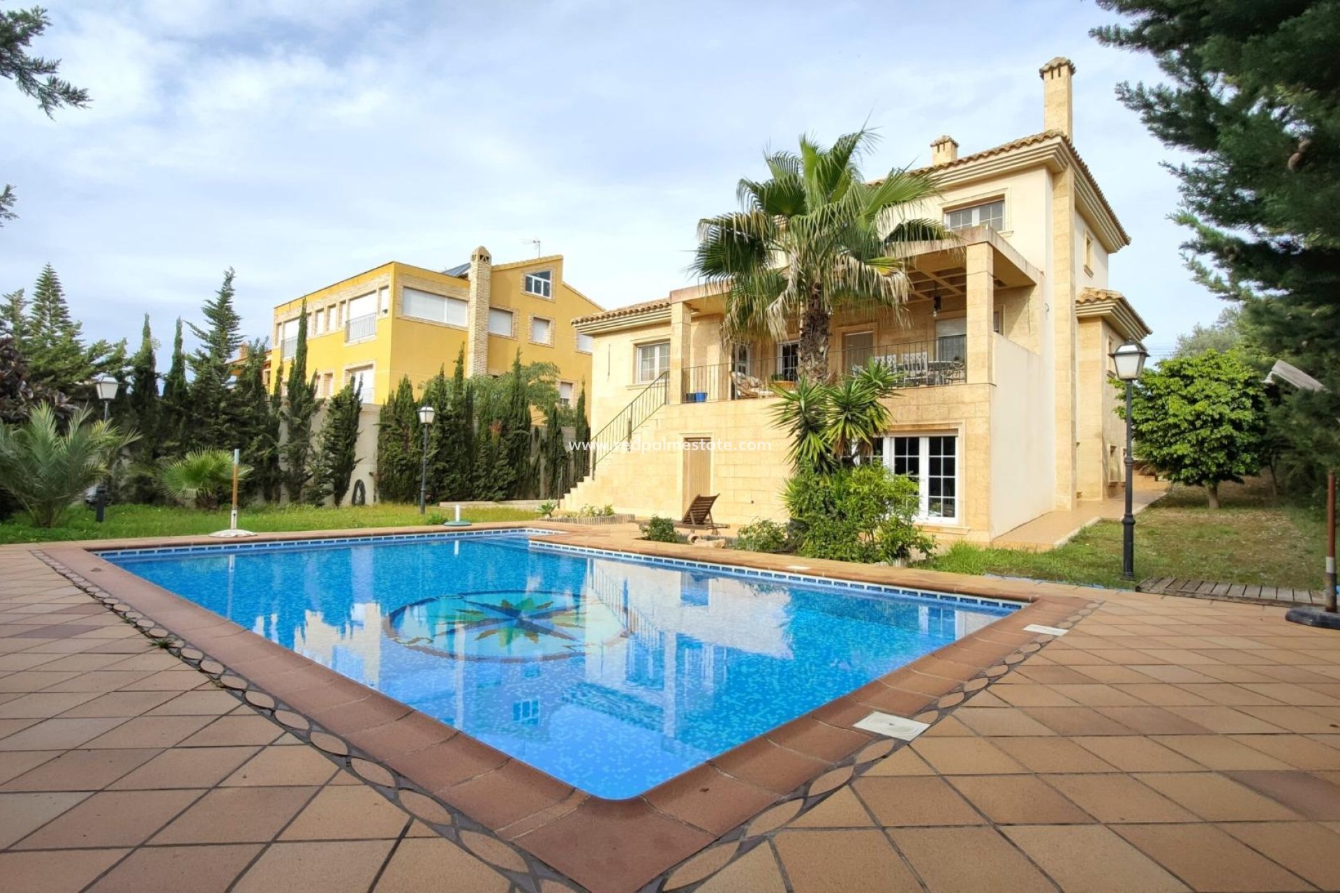 Återförsäljning - Villa -
Torrevieja - Los Balcones