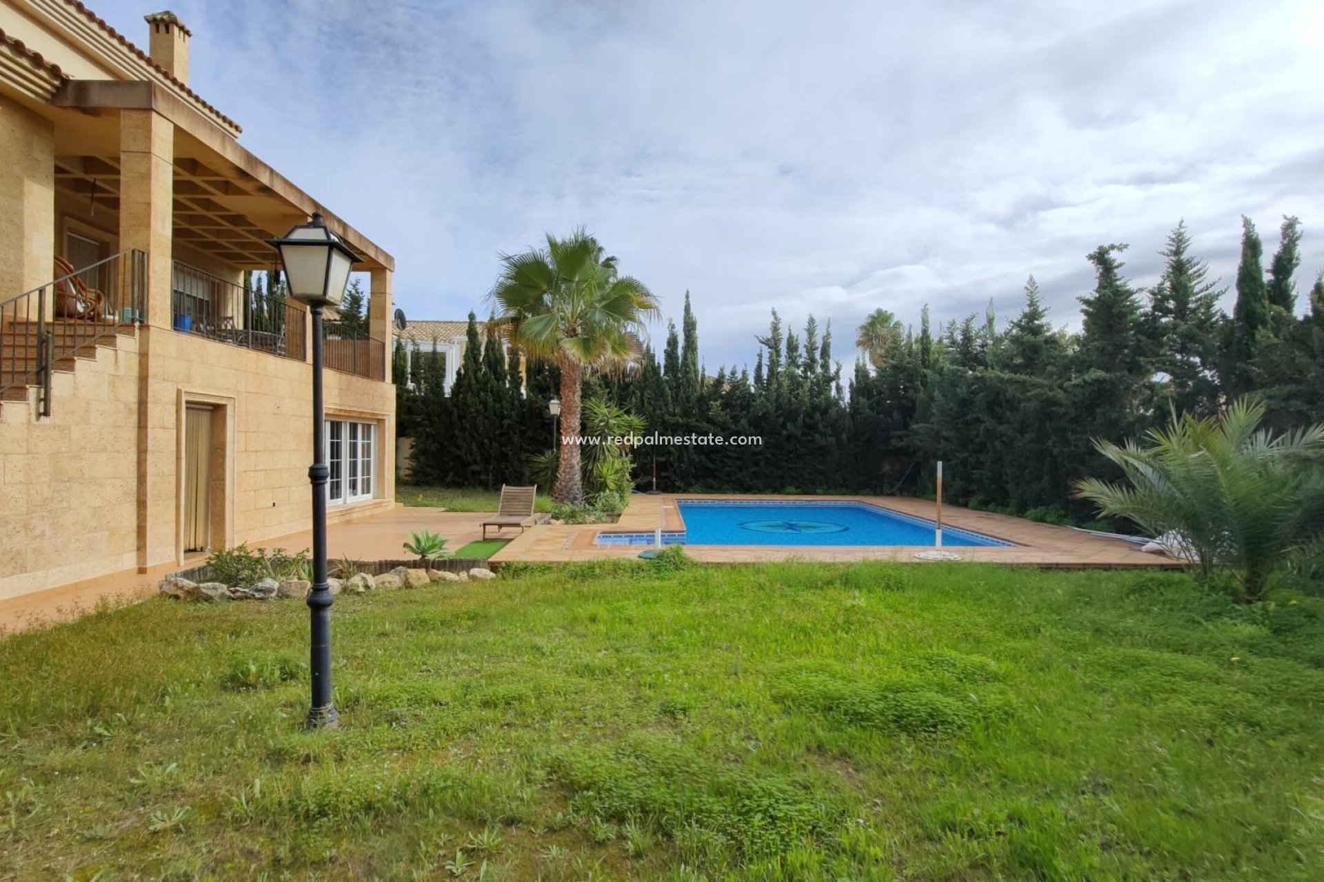 Återförsäljning - Villa -
Torrevieja - Los Balcones