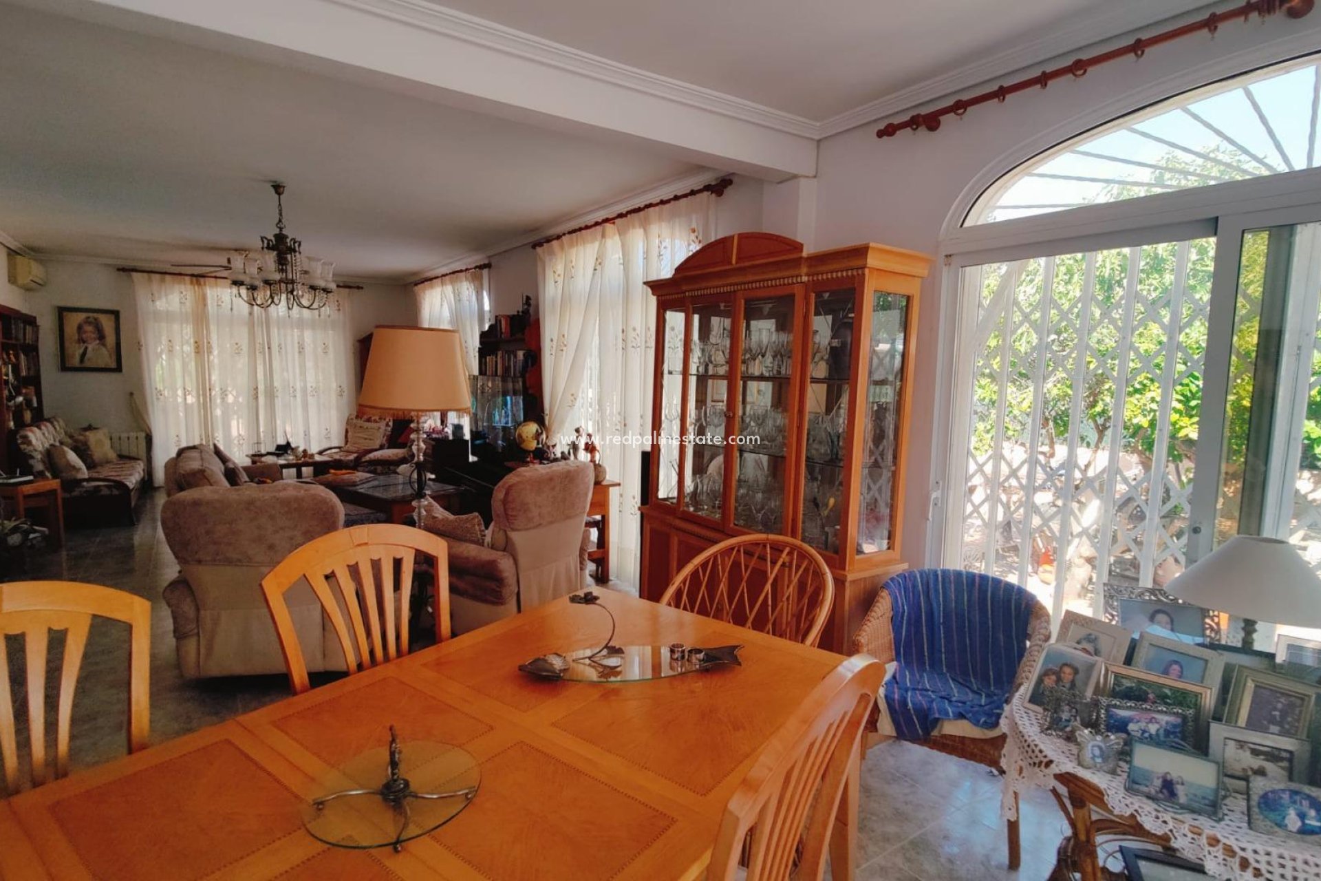 Återförsäljning - Villa -
Torrevieja - Los balcones