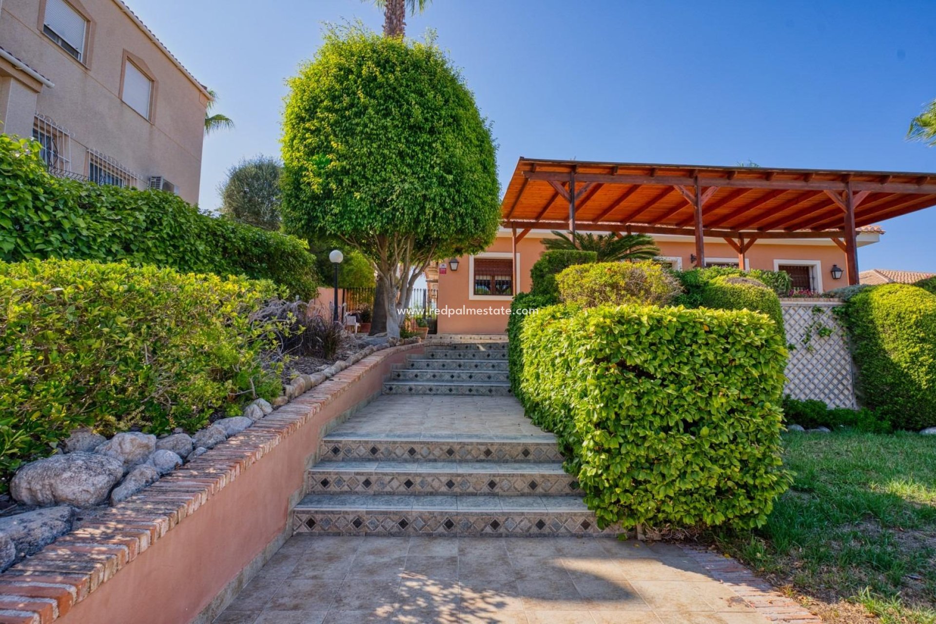 Återförsäljning - Villa -
Torrevieja - Los balcones