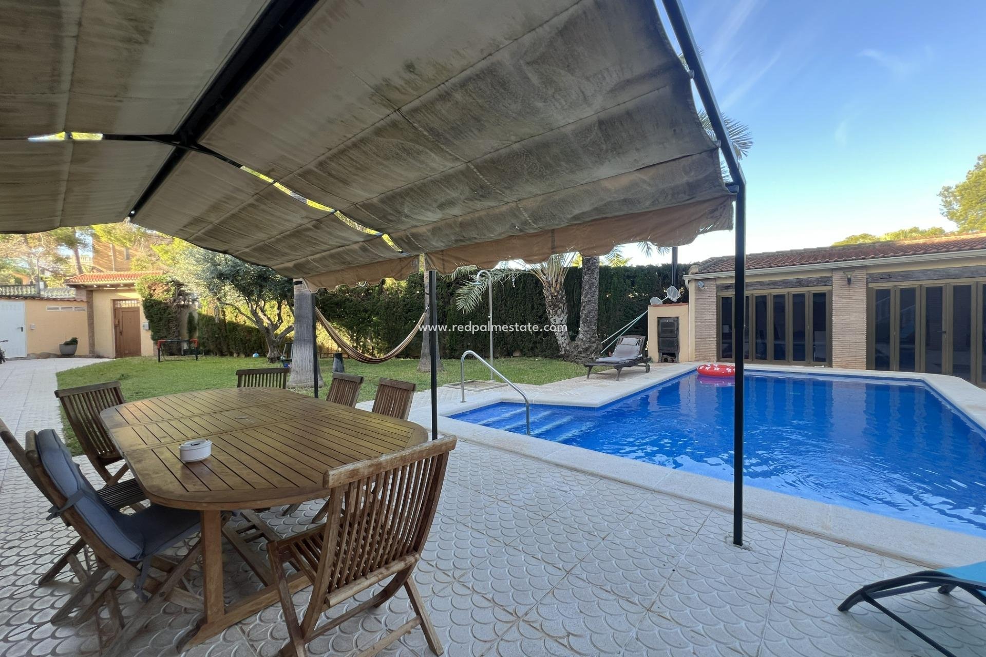 Återförsäljning - Villa -
Torrevieja - Los balcones