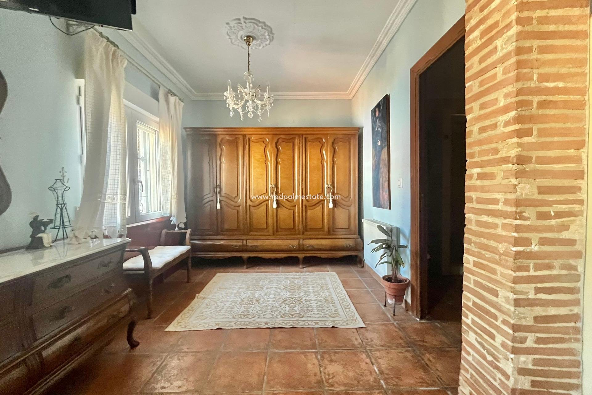 Återförsäljning - Villa -
Torrevieja - Los balcones