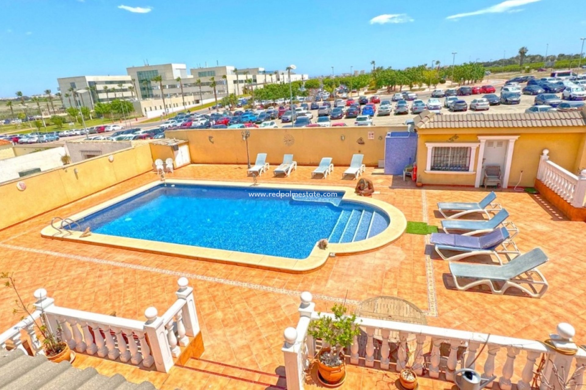 Återförsäljning - Villa -
Torrevieja - Los balcones