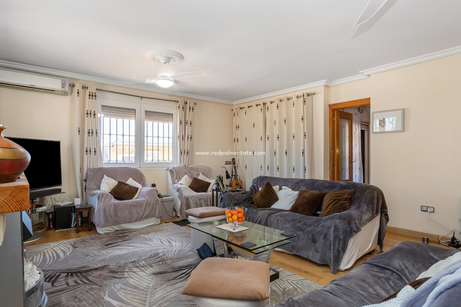 Återförsäljning - Villa -
Torrevieja - Los balcones