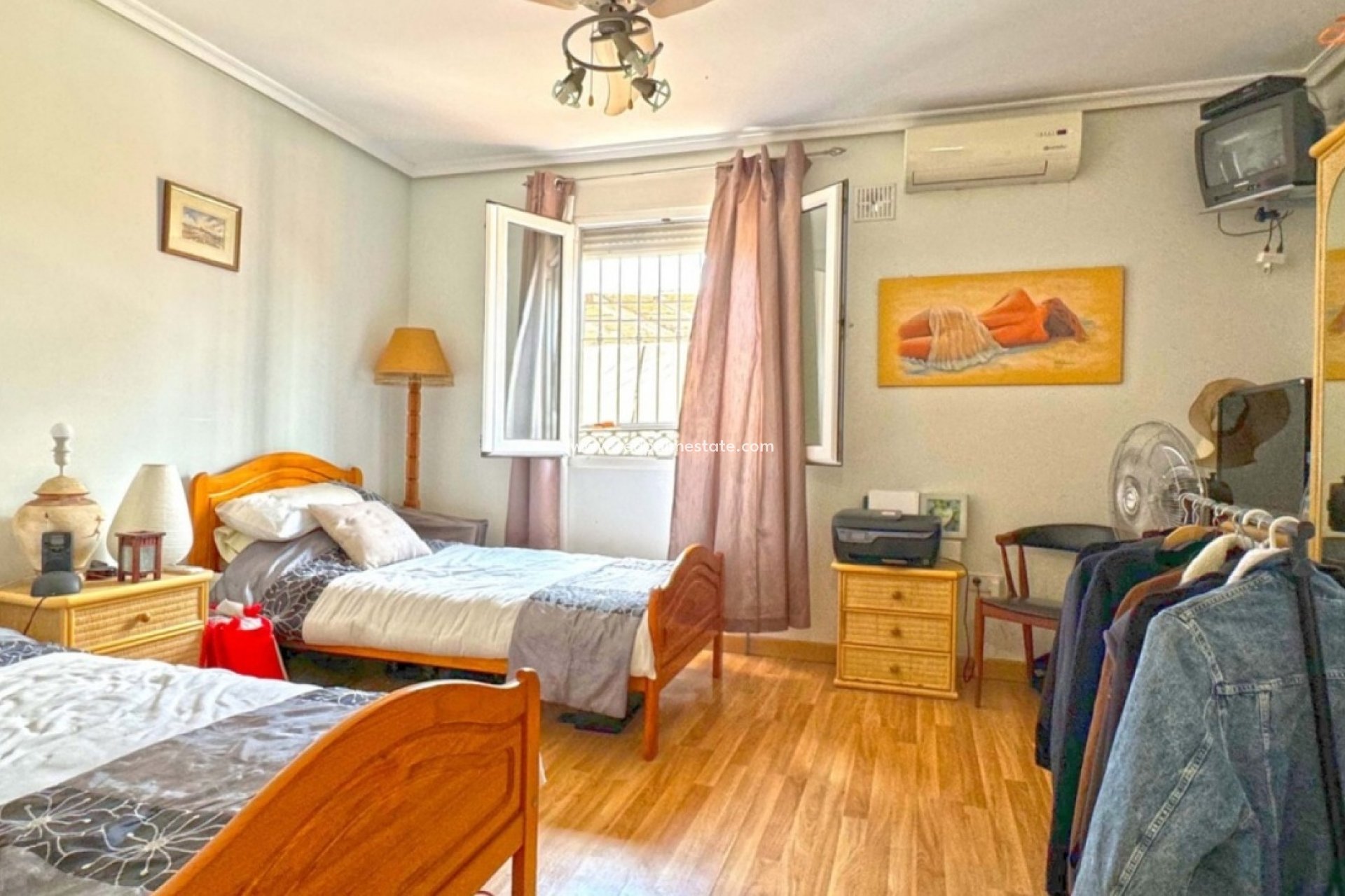 Återförsäljning - Villa -
Torrevieja - Los balcones