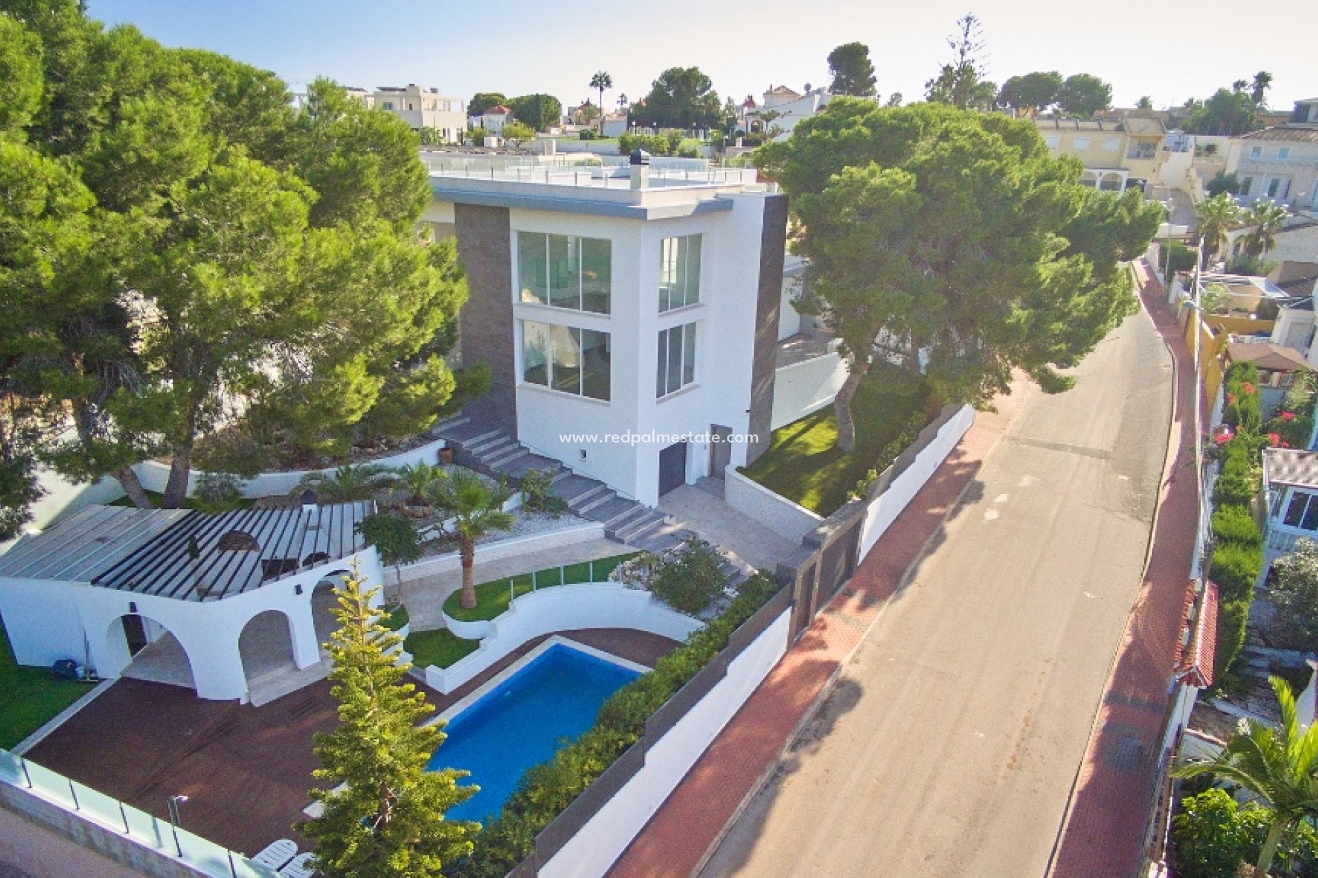 Återförsäljning - Villa -
Torrevieja - Los balcones