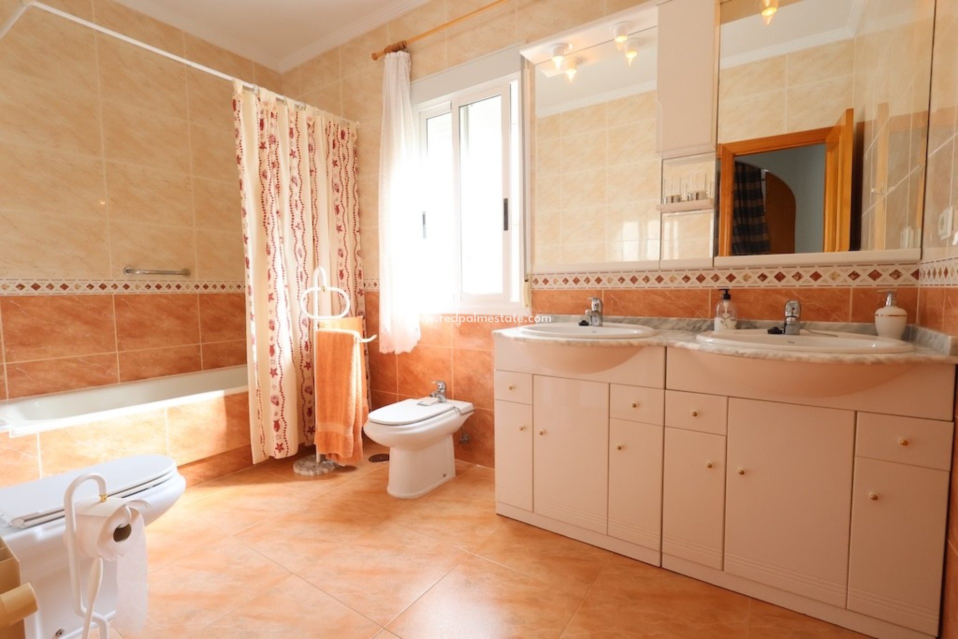 Återförsäljning - Villa -
Torrevieja - Los balcones