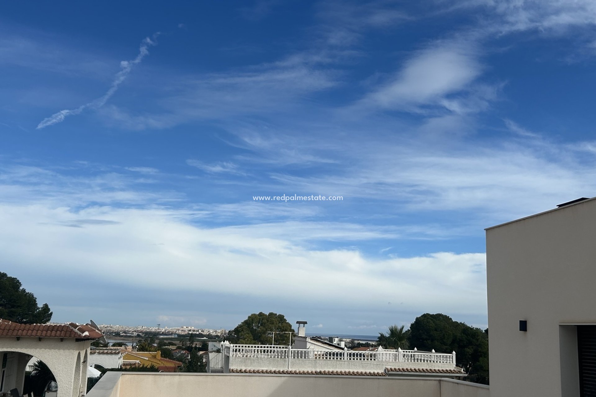 Återförsäljning - Villa -
Torrevieja - Los balcones