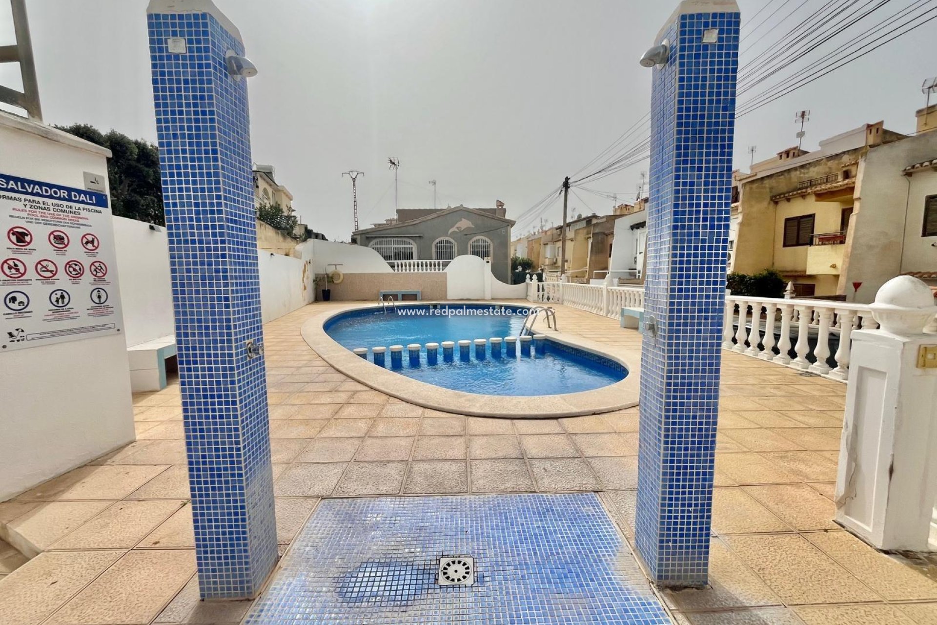 Återförsäljning - Villa -
Torrevieja - Los balcones