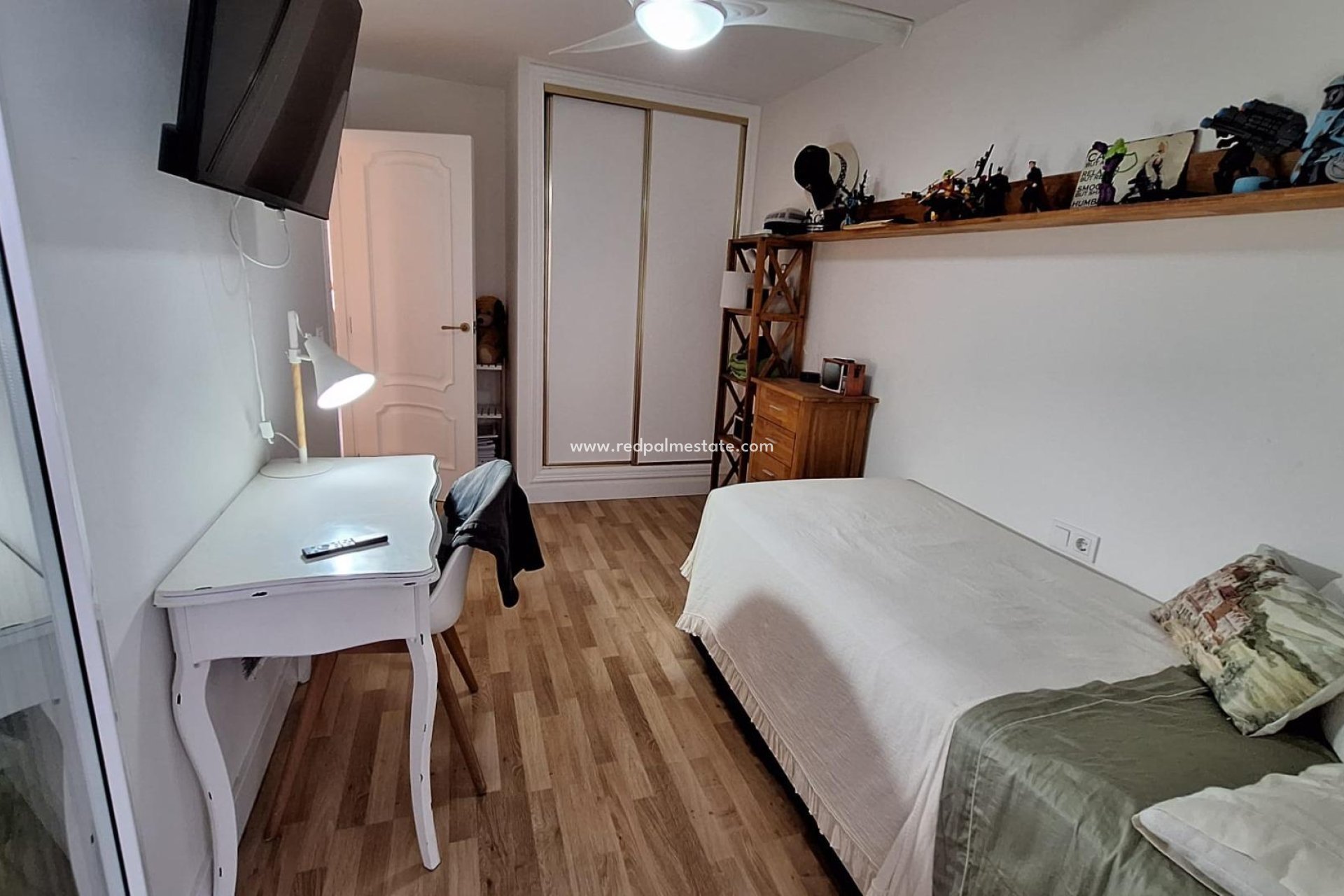 Återförsäljning - Villa -
Torrevieja - Los balcones