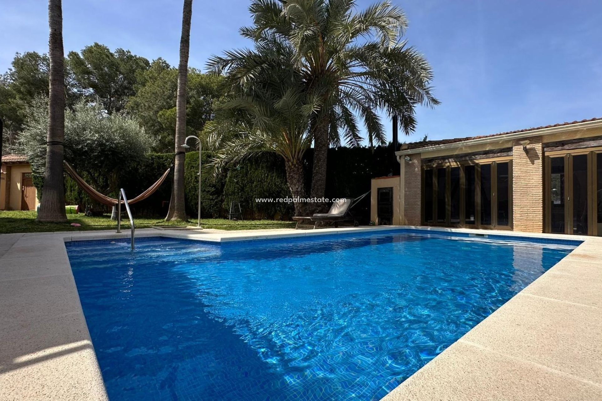 Återförsäljning - Villa -
Torrevieja - Los balcones