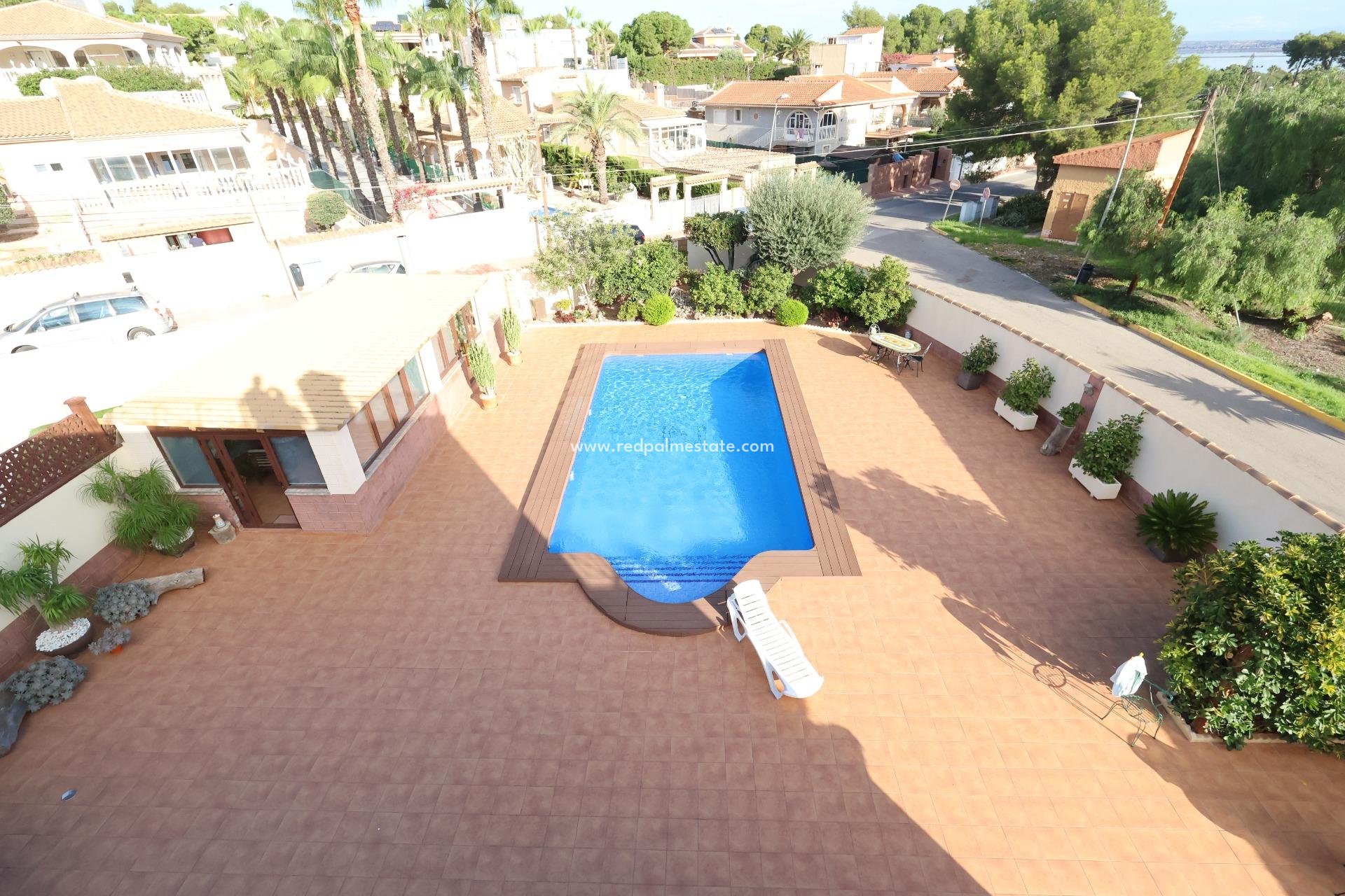 Återförsäljning - Villa -
Torrevieja - Los balcones
