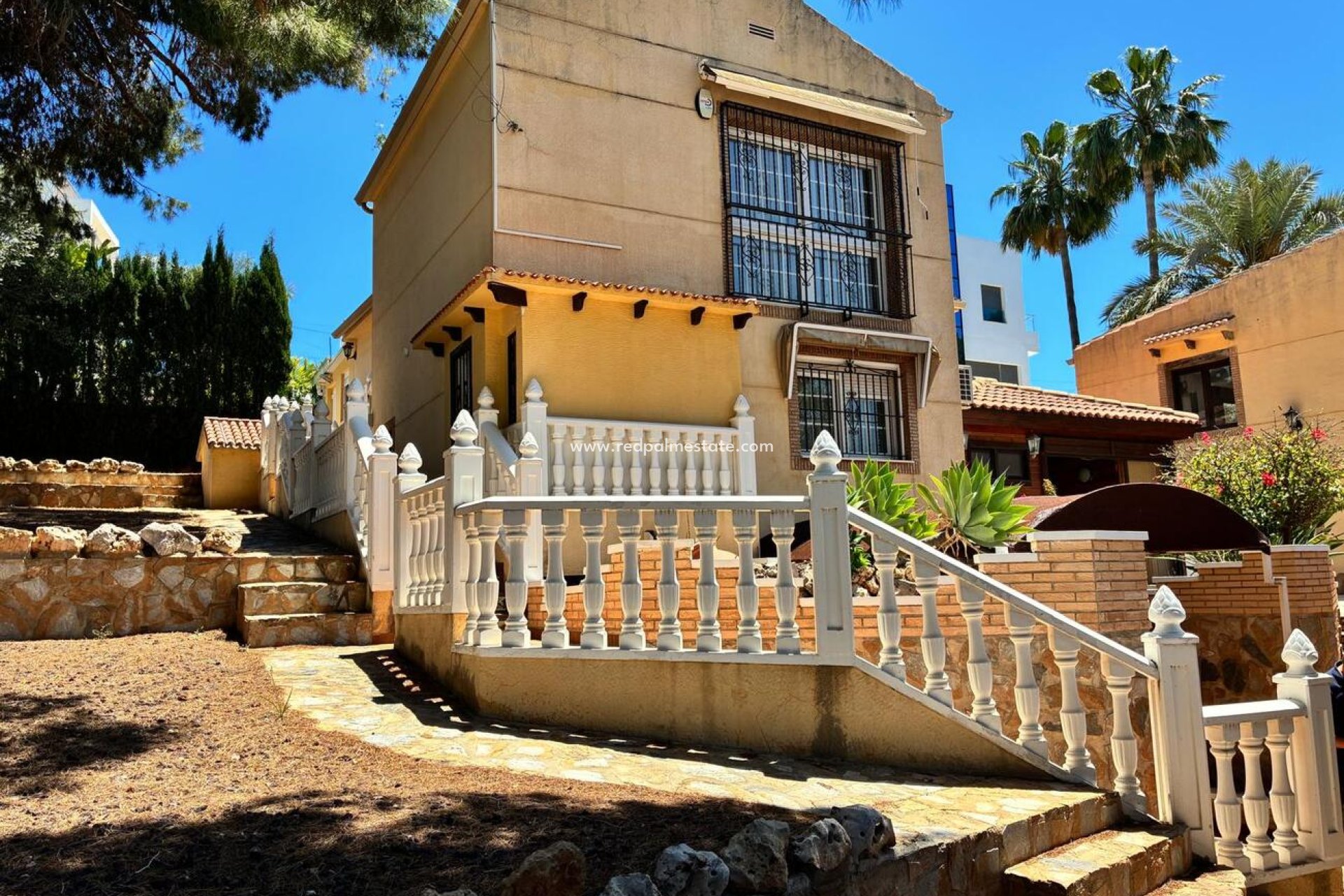 Återförsäljning - Villa -
Torrevieja - Los balcones