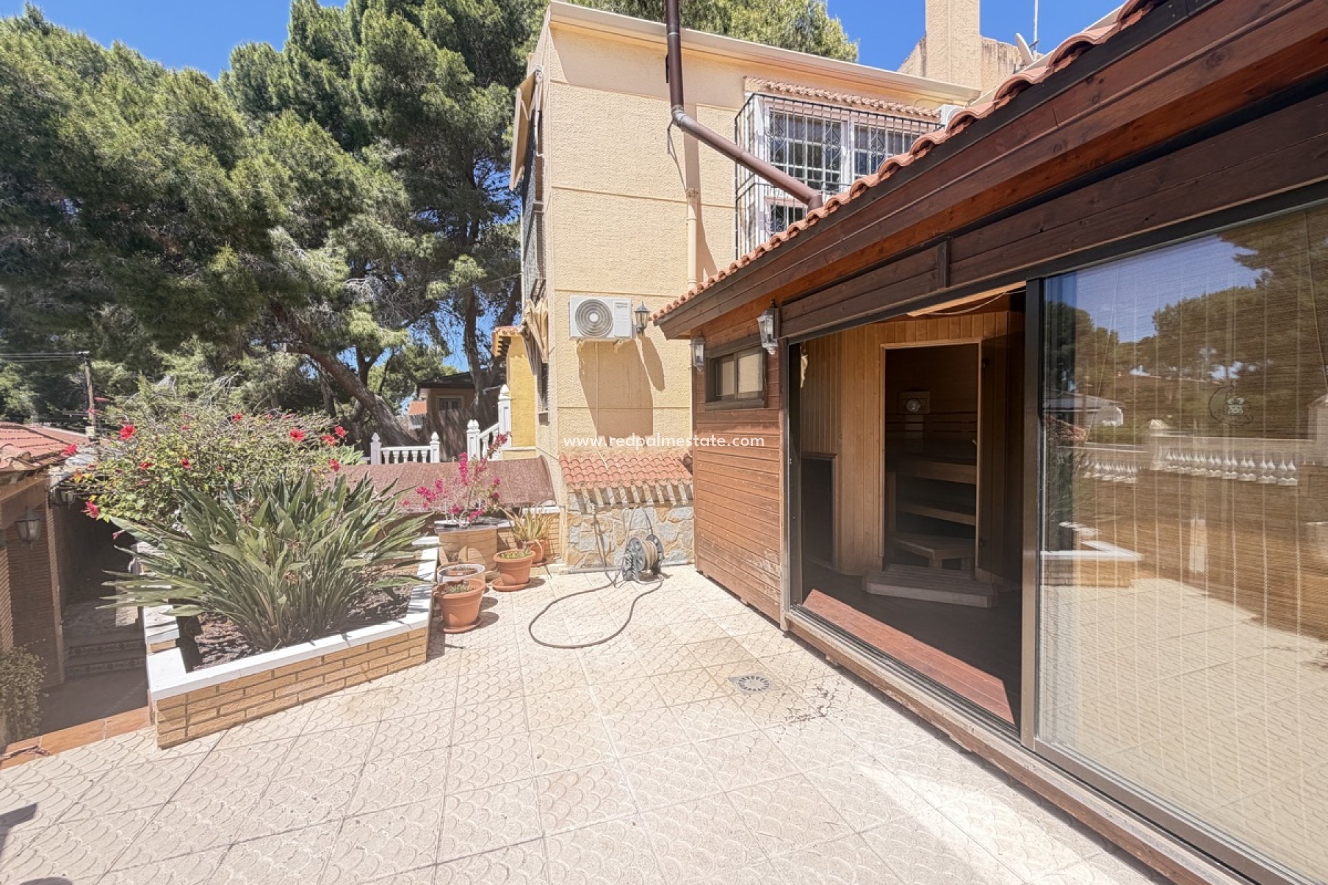 Återförsäljning - Villa -
Torrevieja - Los balcones