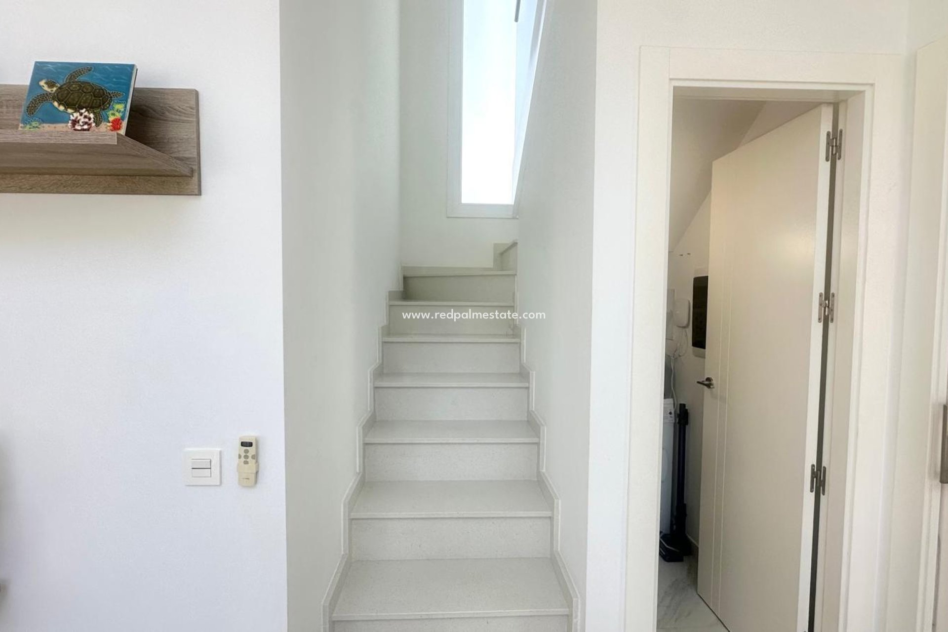 Återförsäljning - Villa -
Torrevieja - Miramar - Torre Del Moro