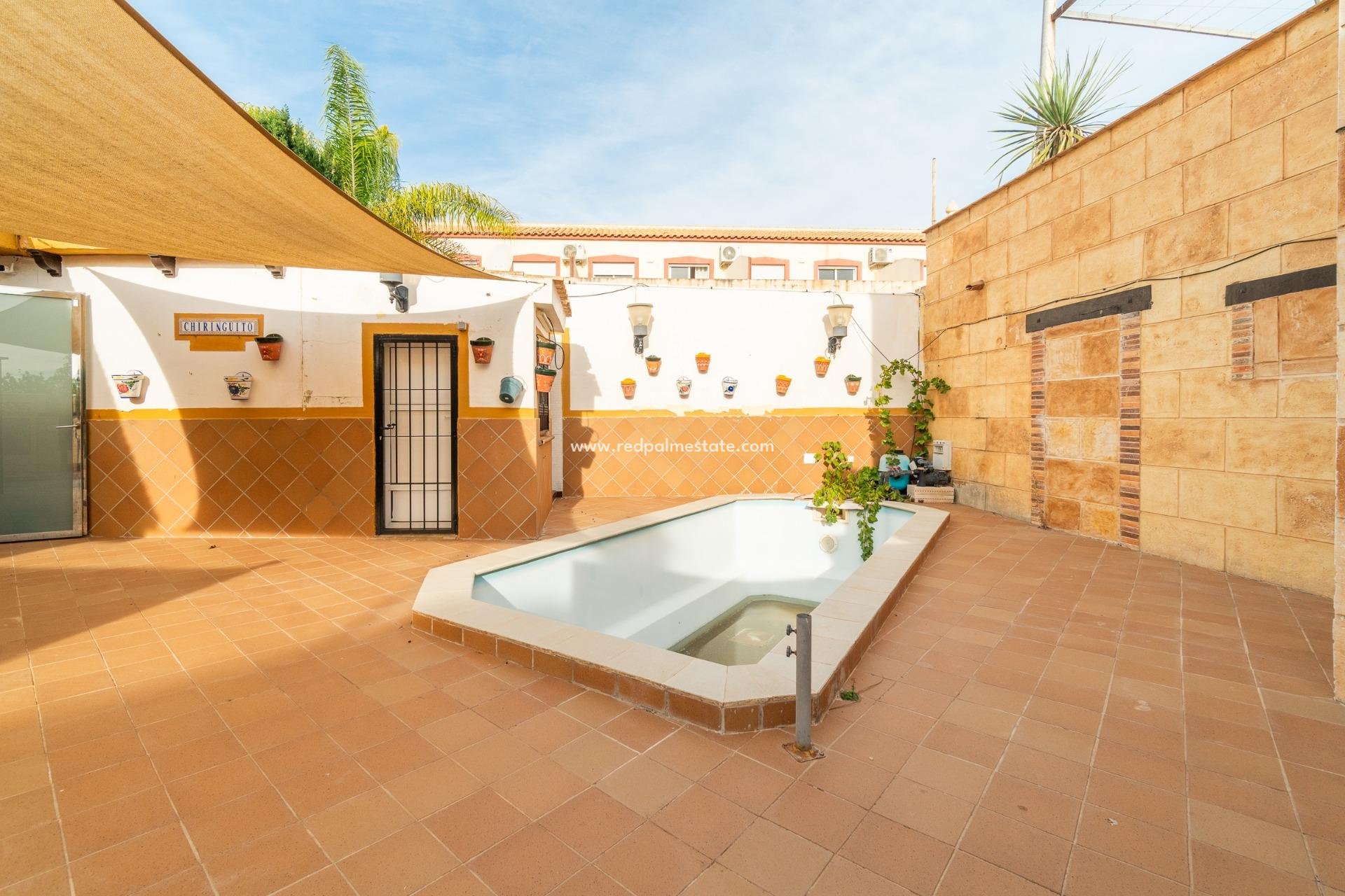 Återförsäljning - Villa -
Torrevieja - Orihuela costa