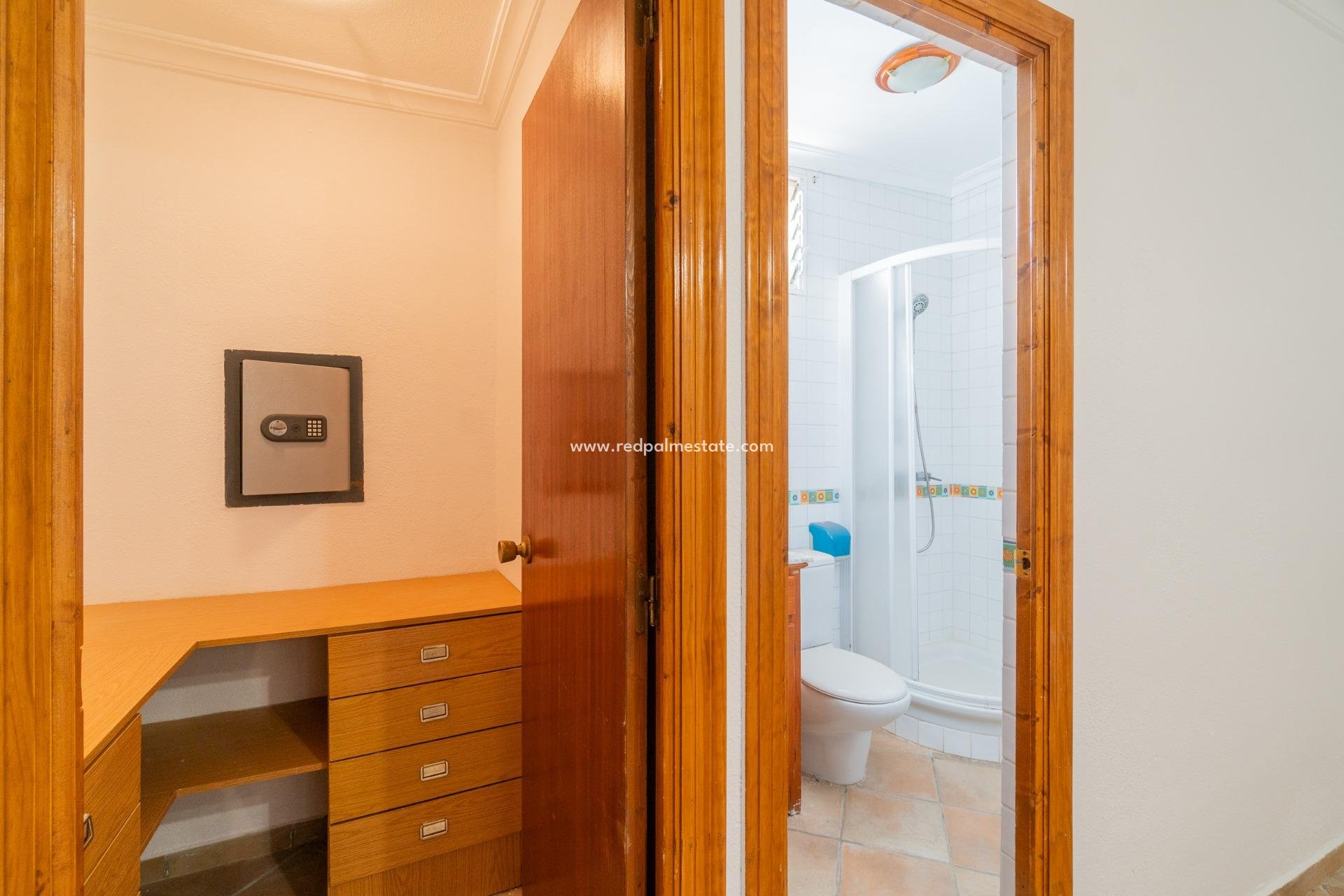 Återförsäljning - Villa -
Torrevieja - Orihuela costa