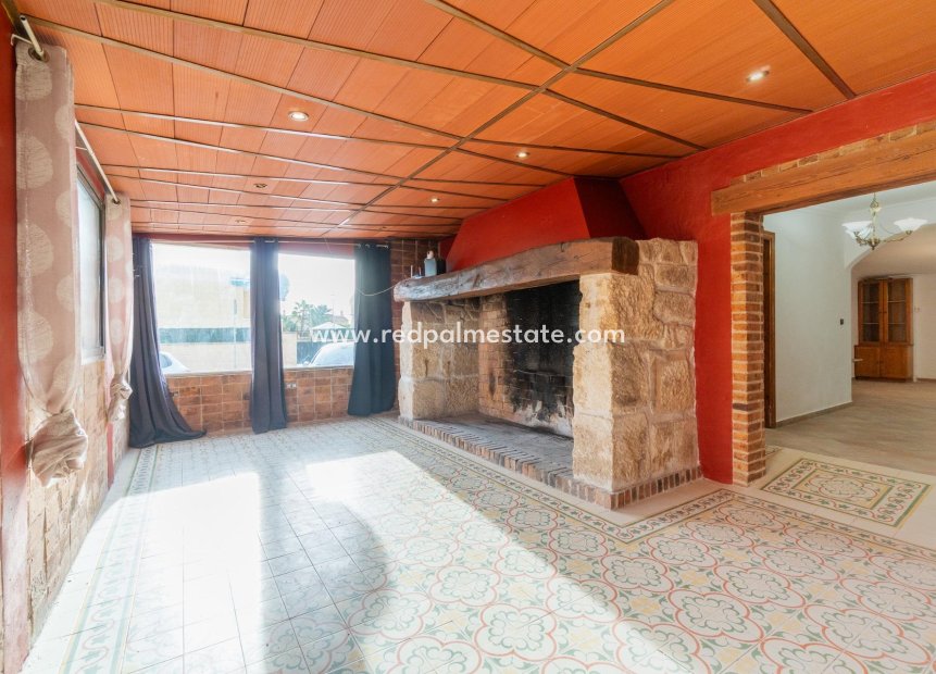 Återförsäljning - Villa -
Torrevieja - Orihuela costa