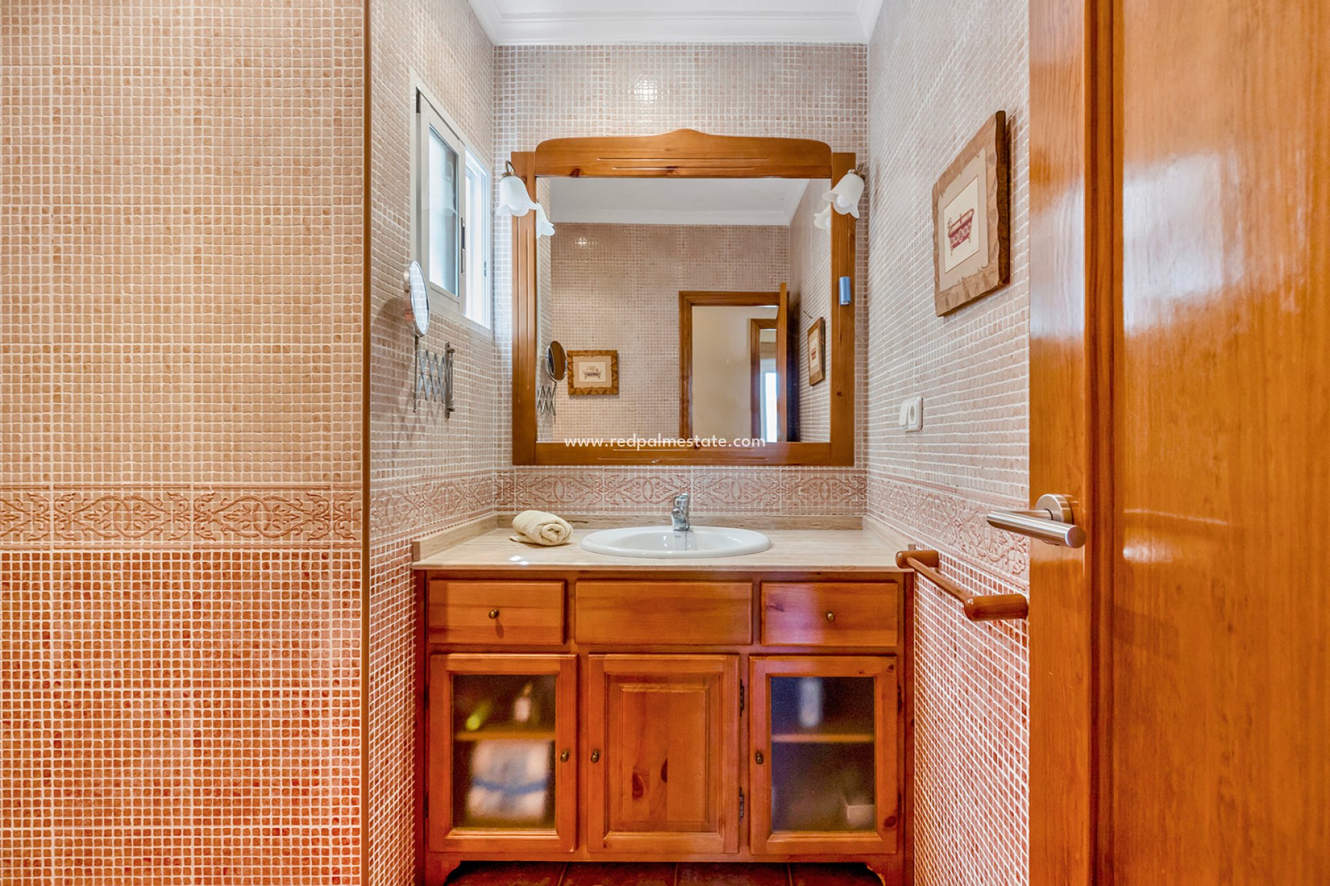 Återförsäljning - Villa -
Torrevieja - Punta Prima Torrevieja