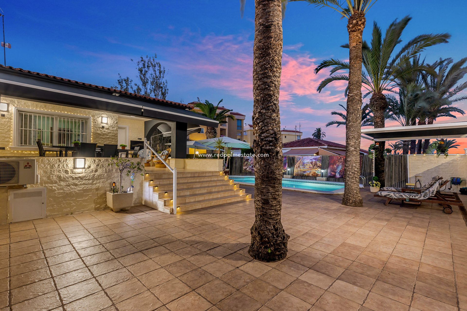 Återförsäljning - Villa -
Torrevieja - Punta Prima Torrevieja