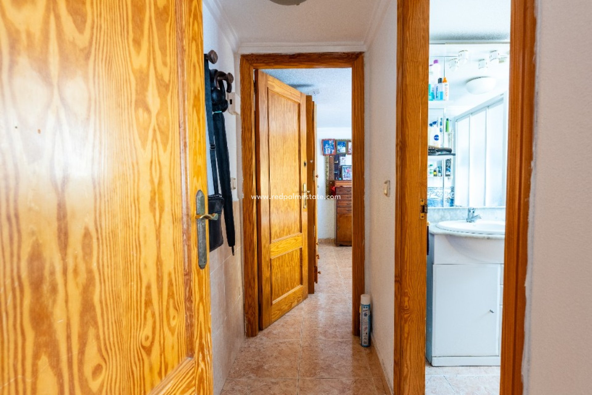 Återförsäljning - Villa -
Torrevieja - Punta prima