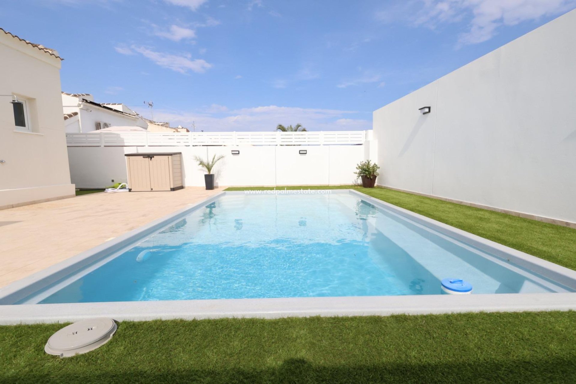 Återförsäljning - Villa -
Torrevieja - San luis