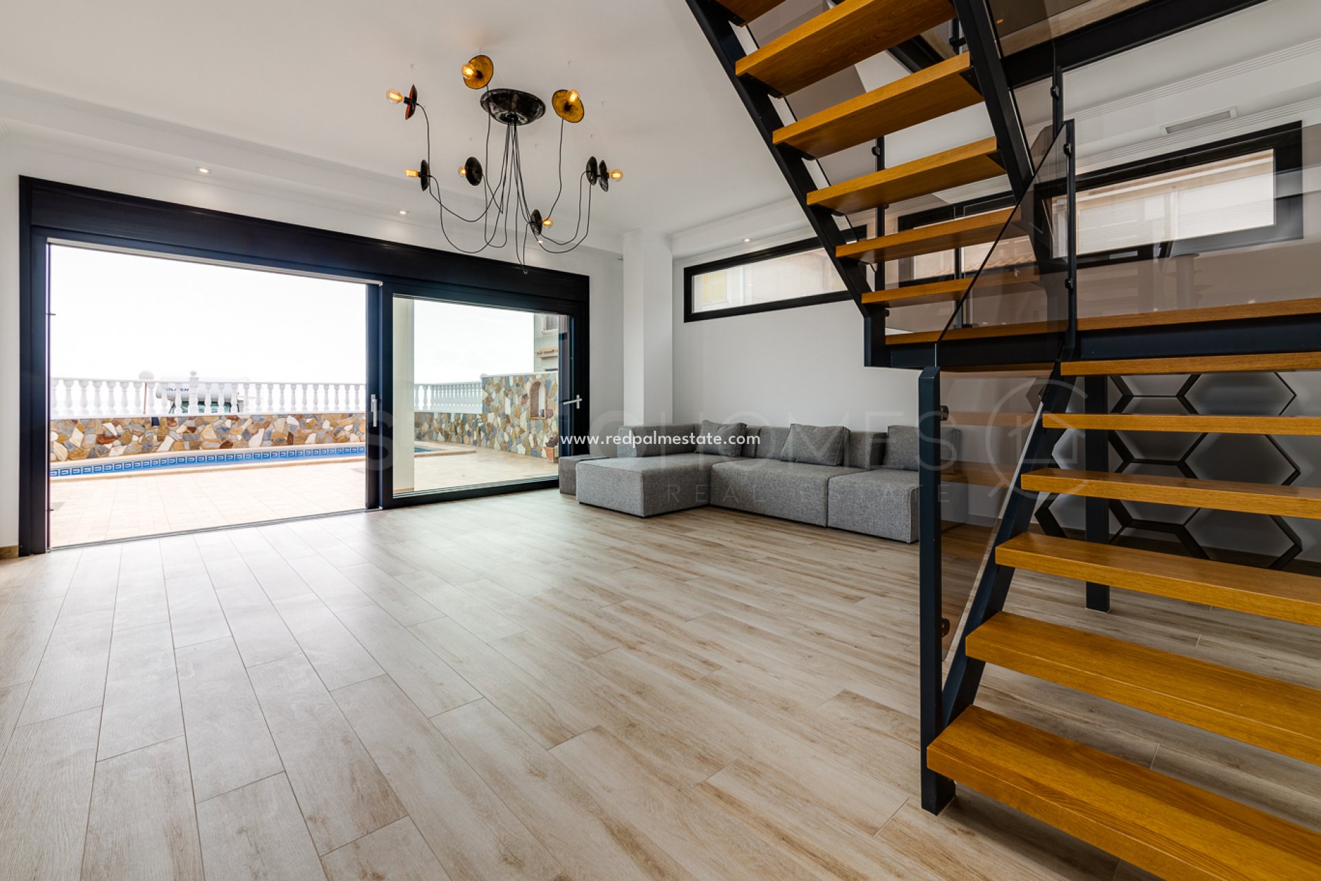 Återförsäljning - Villa -
Torrevieja - Torre del moro