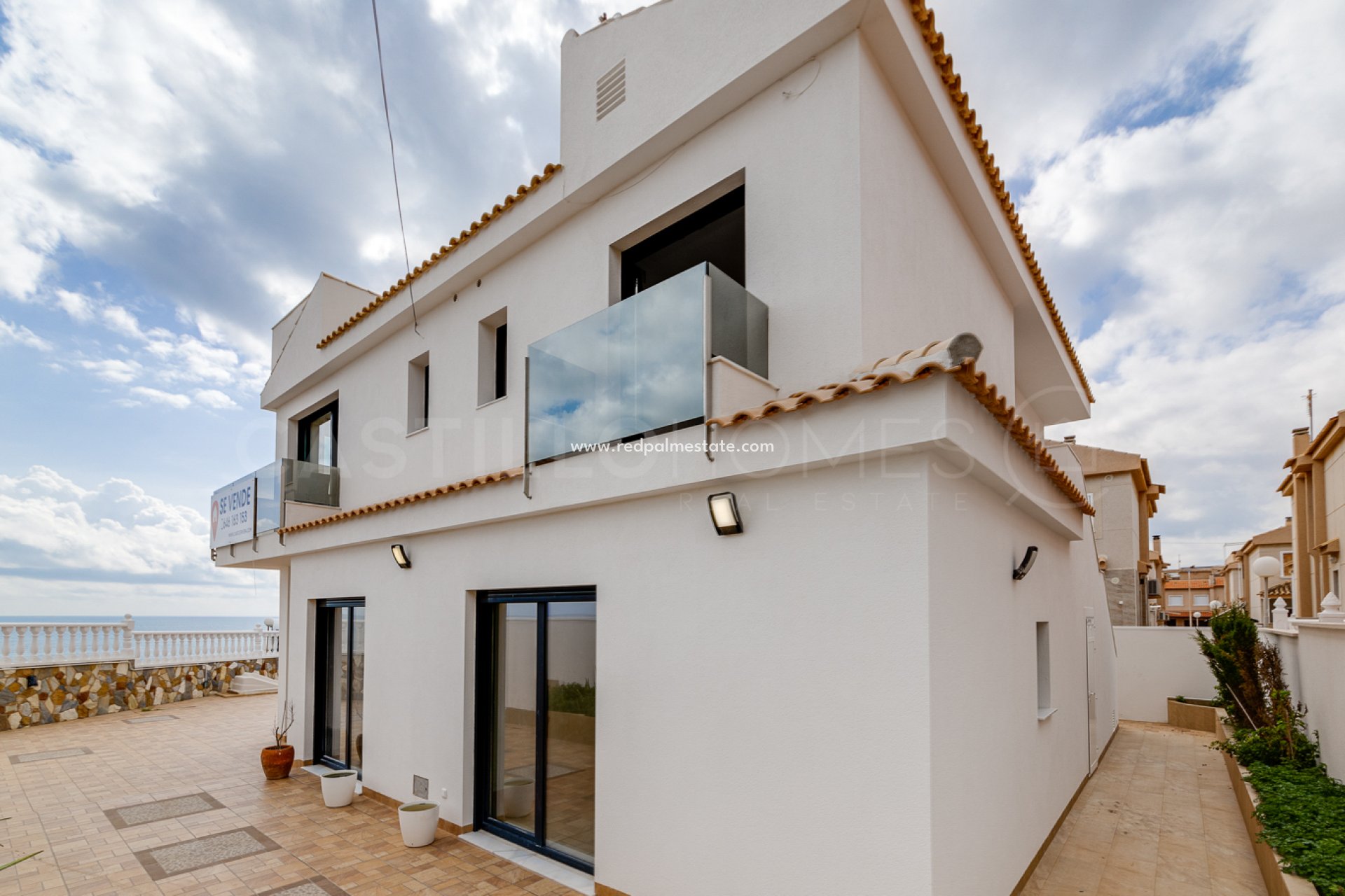 Återförsäljning - Villa -
Torrevieja - Torre del moro