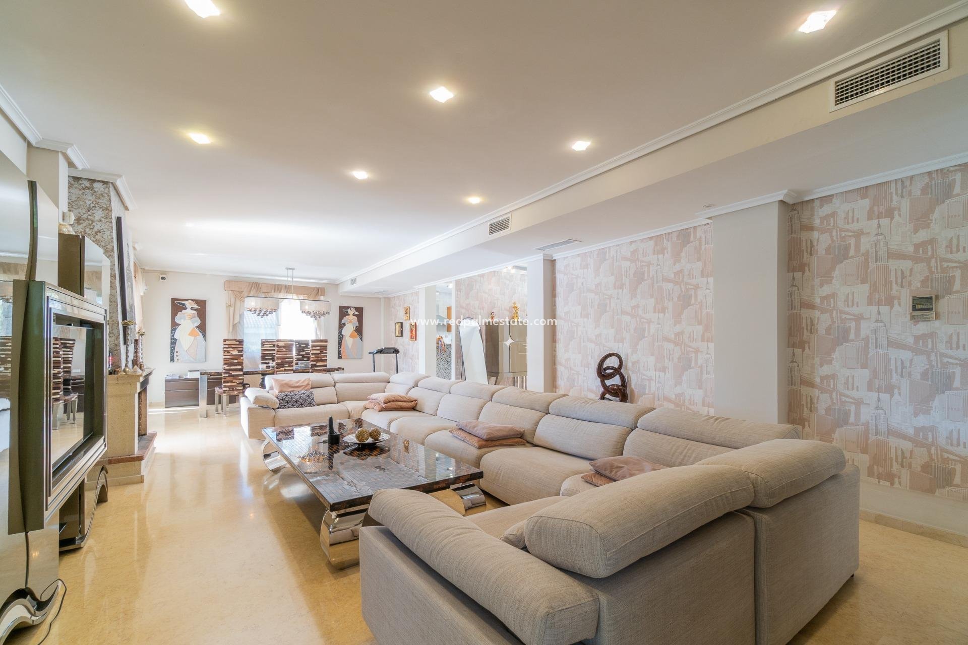 Återförsäljning - Villa -
Torrevieja - Torre la mata