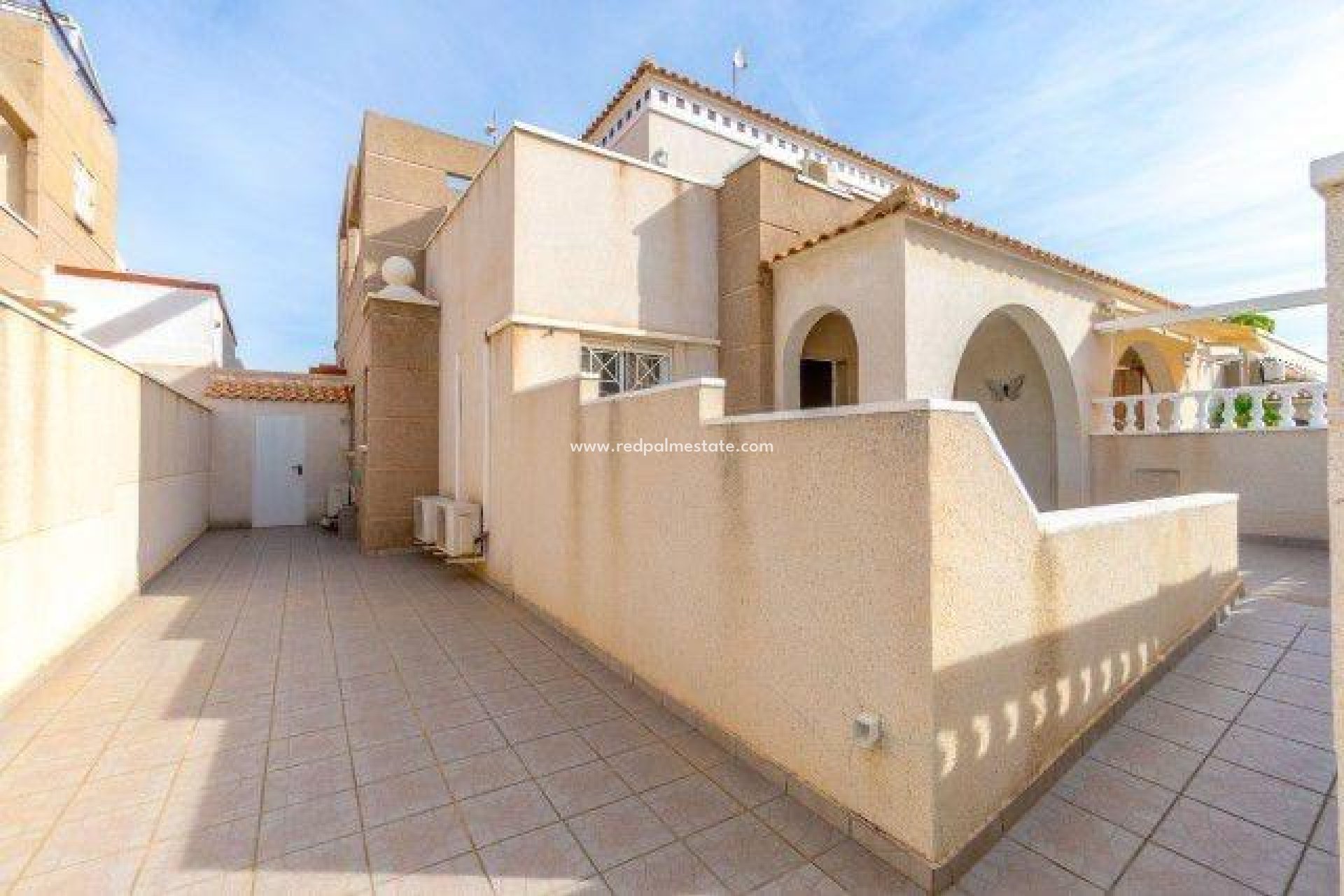 Återförsäljning - Villa -
Torrevieja - Torreblanca