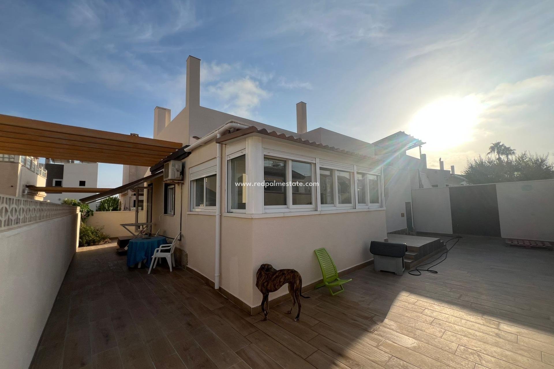 Återförsäljning - Villa -
Torrevieja - Torreblanca