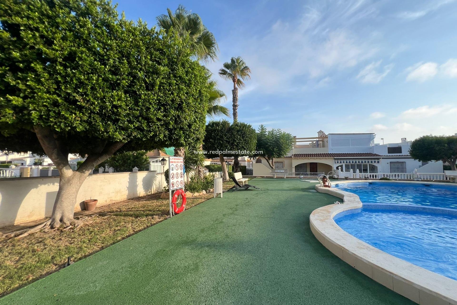 Återförsäljning - Villa -
Torrevieja - Torreblanca