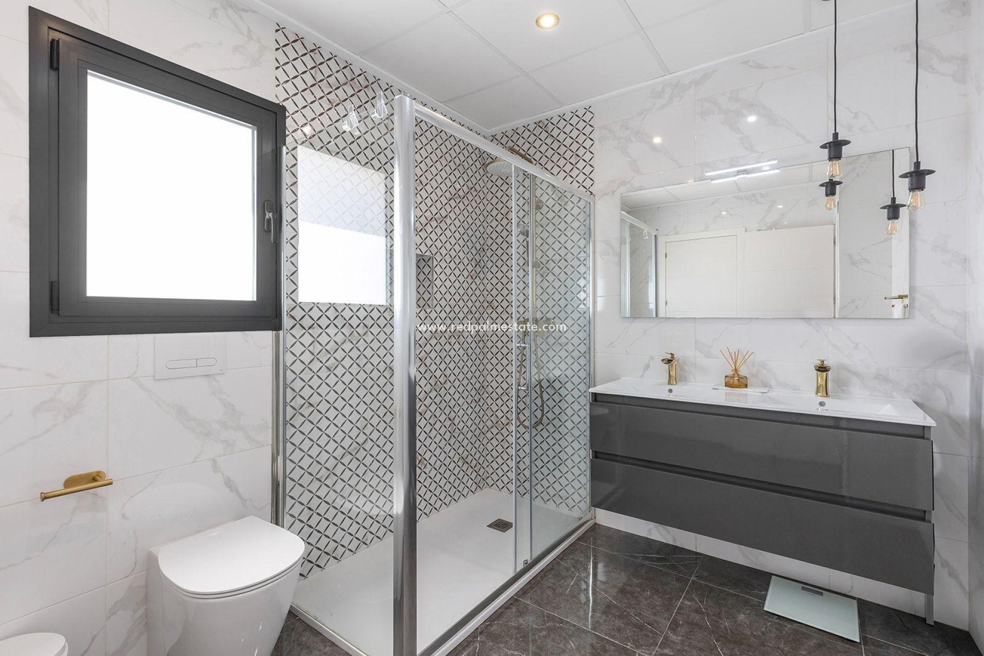 Återförsäljning - Villa -
Torrevieja - Torretas