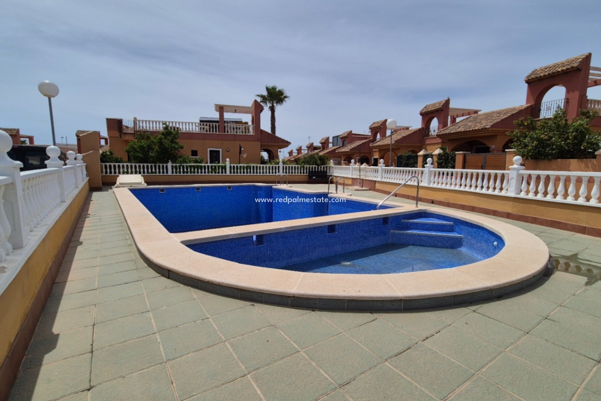 Återförsäljning - Villa -
Torrevieja