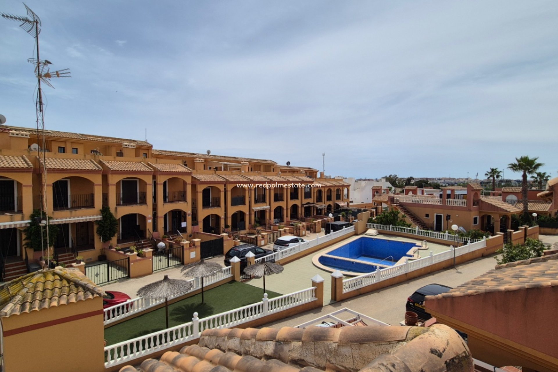 Återförsäljning - Villa -
Torrevieja